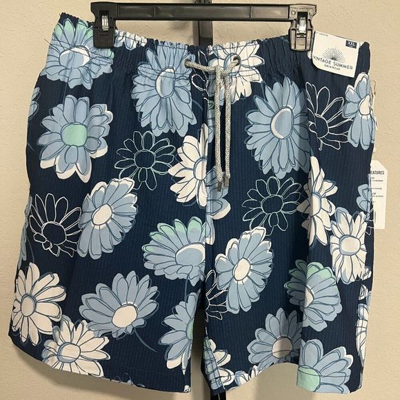 MENS Swim SHORTS W/ DAISY PRINT - NAVY - Picture 1 of 5